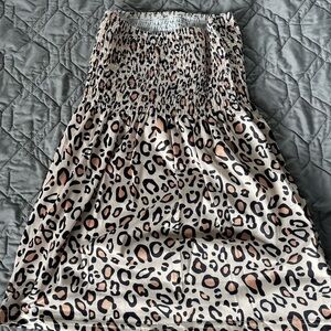 NWOT women’s leopard strapless top size small